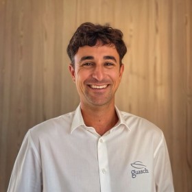 Albert Cardona Asesor Comercial Hnos. Guasch