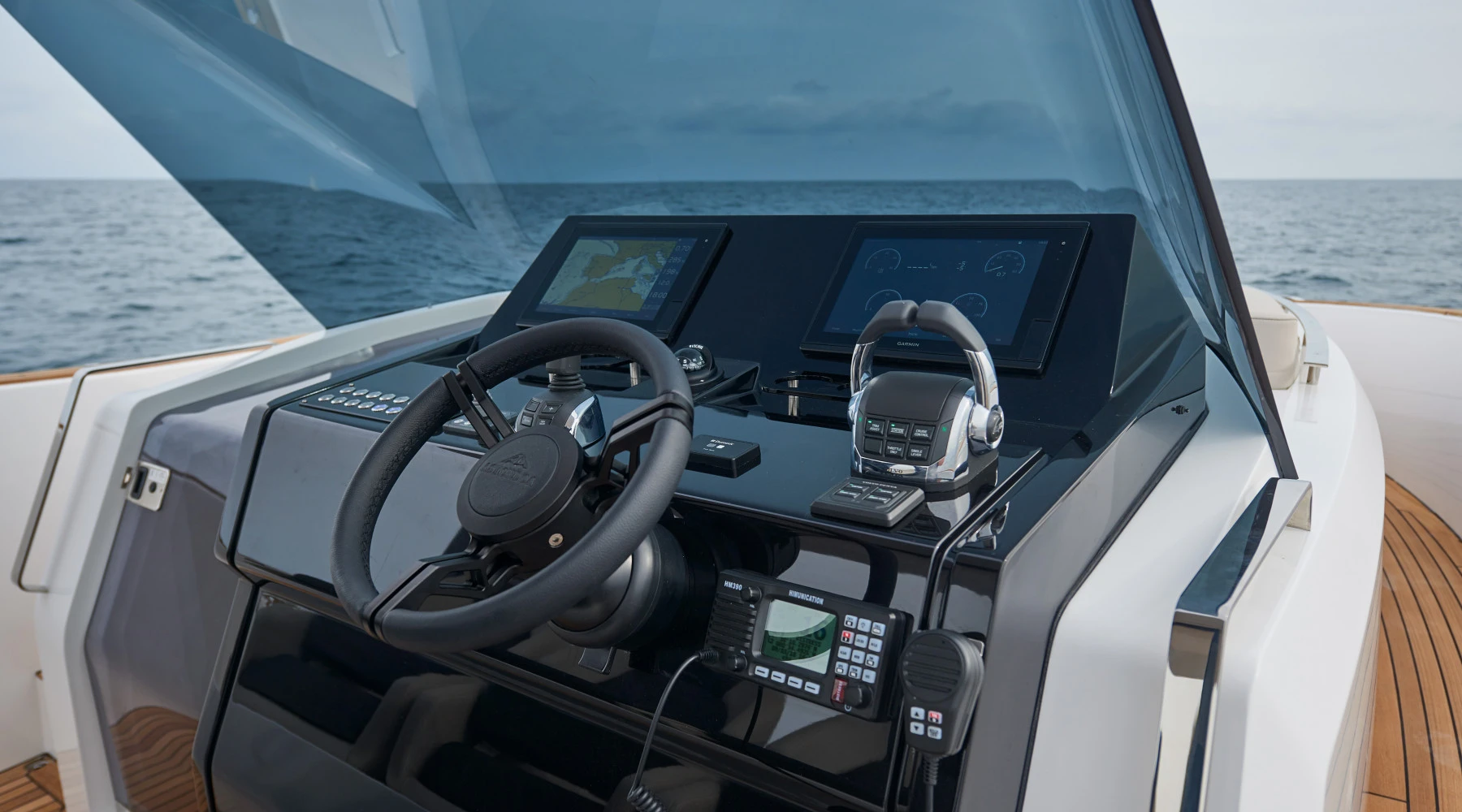 Astondoa 377 Coupe FB 4