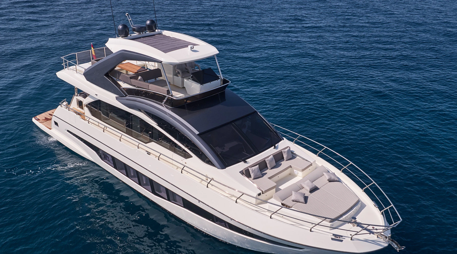 Astondoa 66 Flybridge 2