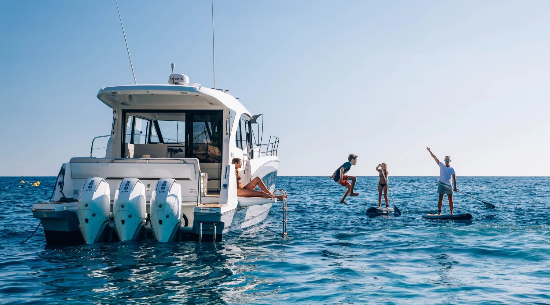 Beneteau Antares 12 Coupe 3