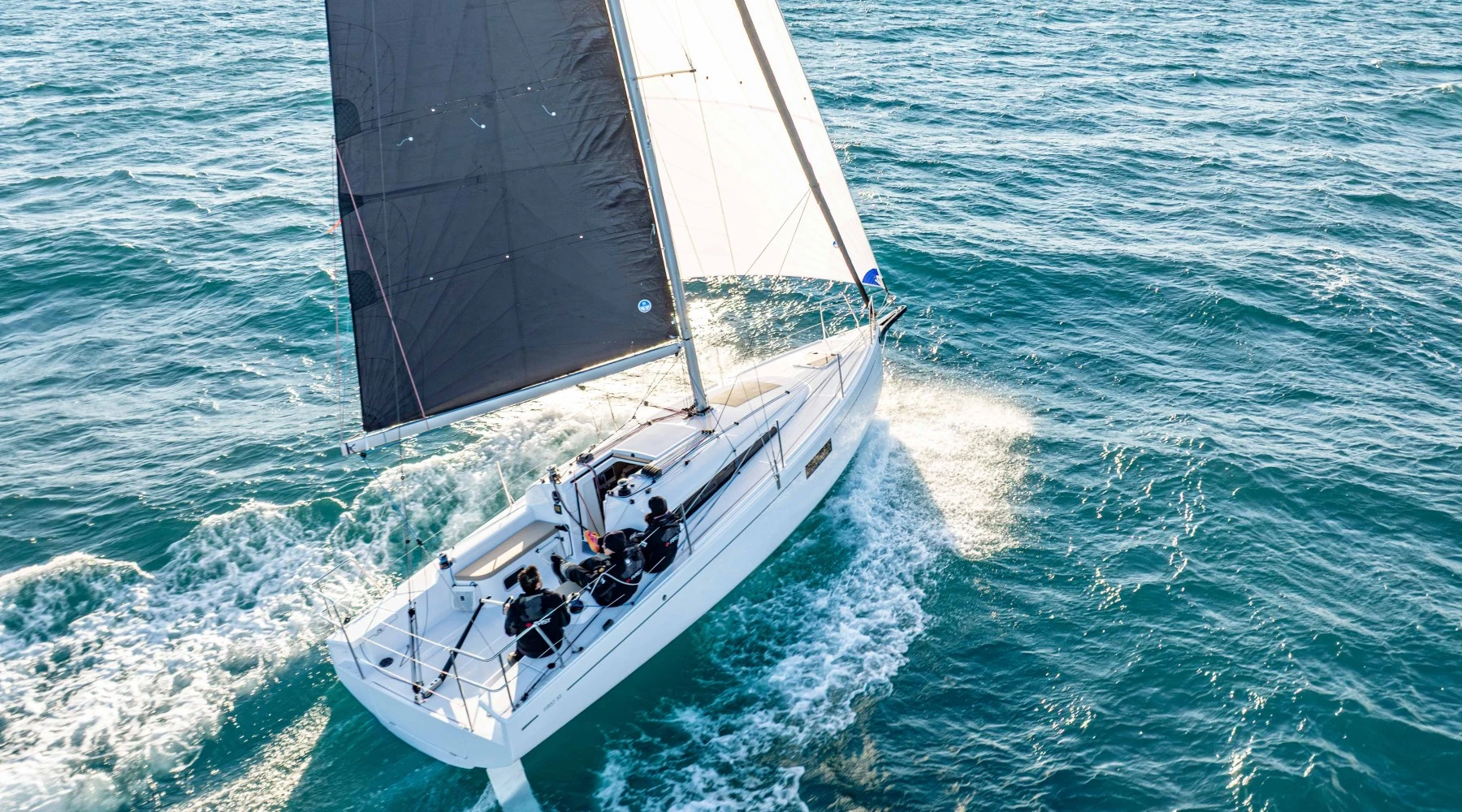 Beneteau First 30 2