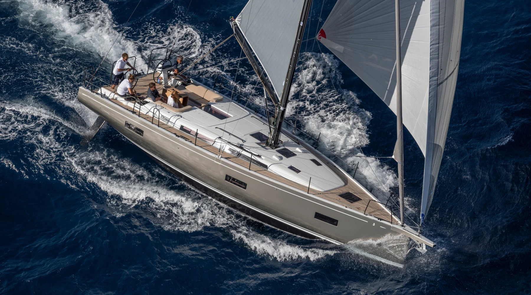 Beneteau First 44