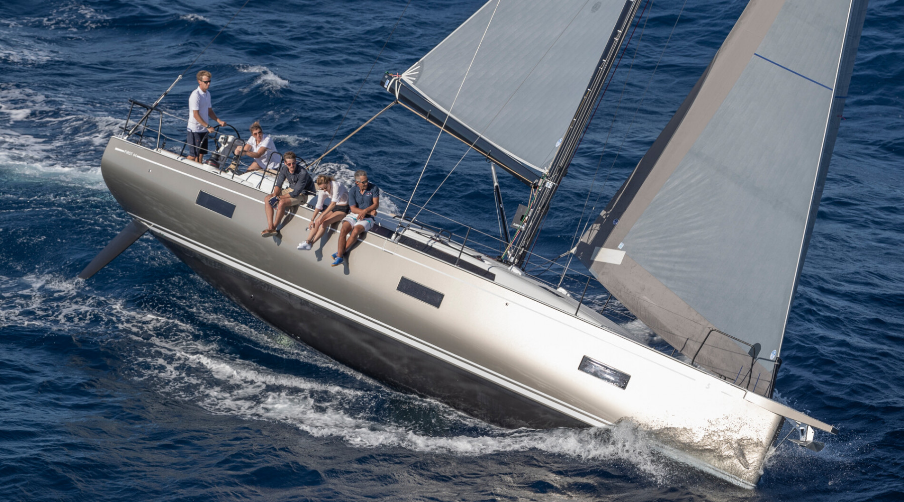 first_44_beneteau_first_44_07.JPG