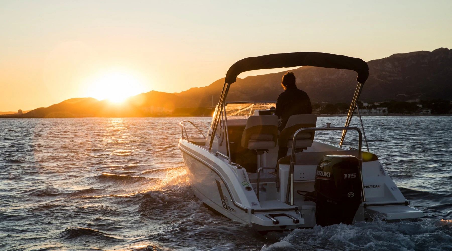 Beneteau Flyer 6 SUNdeck 4