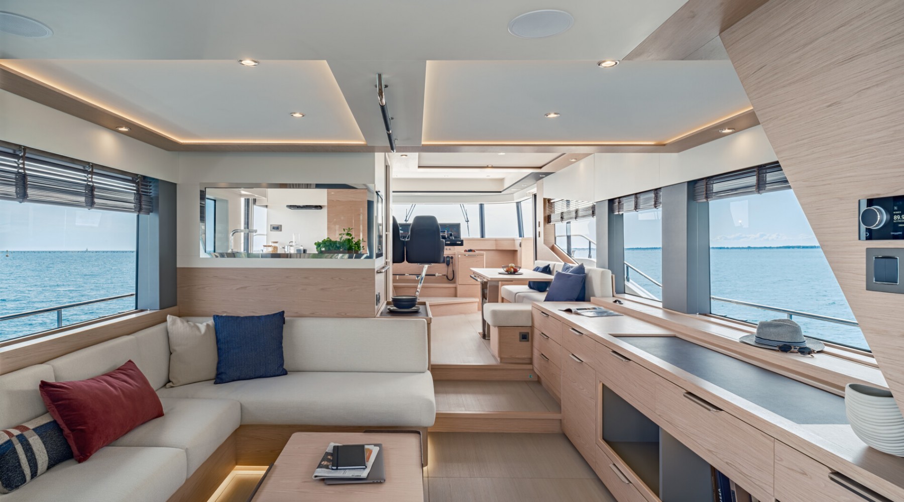 grand_trawler_62_foto_catalogo_beneteau_grand_trawler_62_18_salon_comedor_interior.JPG
