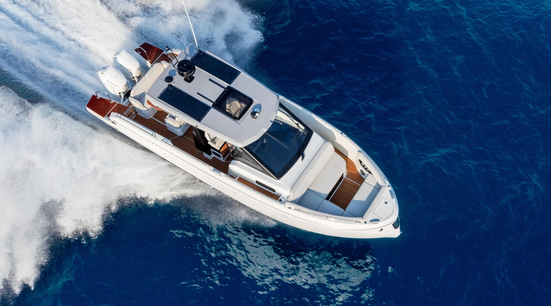 Beneteau Gran Turismo 35 4