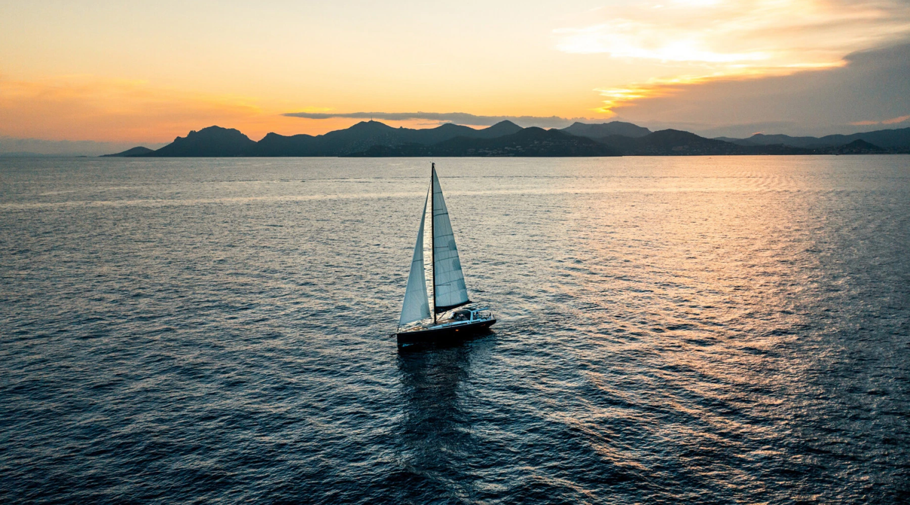 Beneteau Oceanis Yacht 60 3