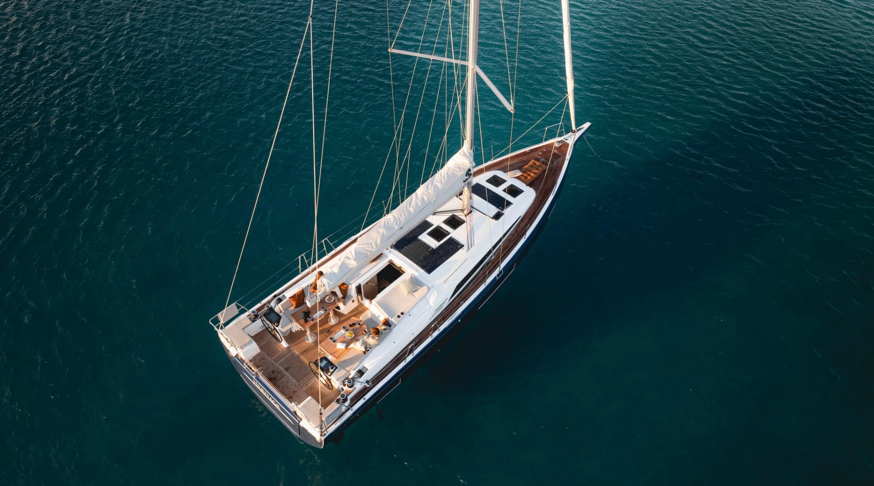 Beneteau Oceanis 47 3