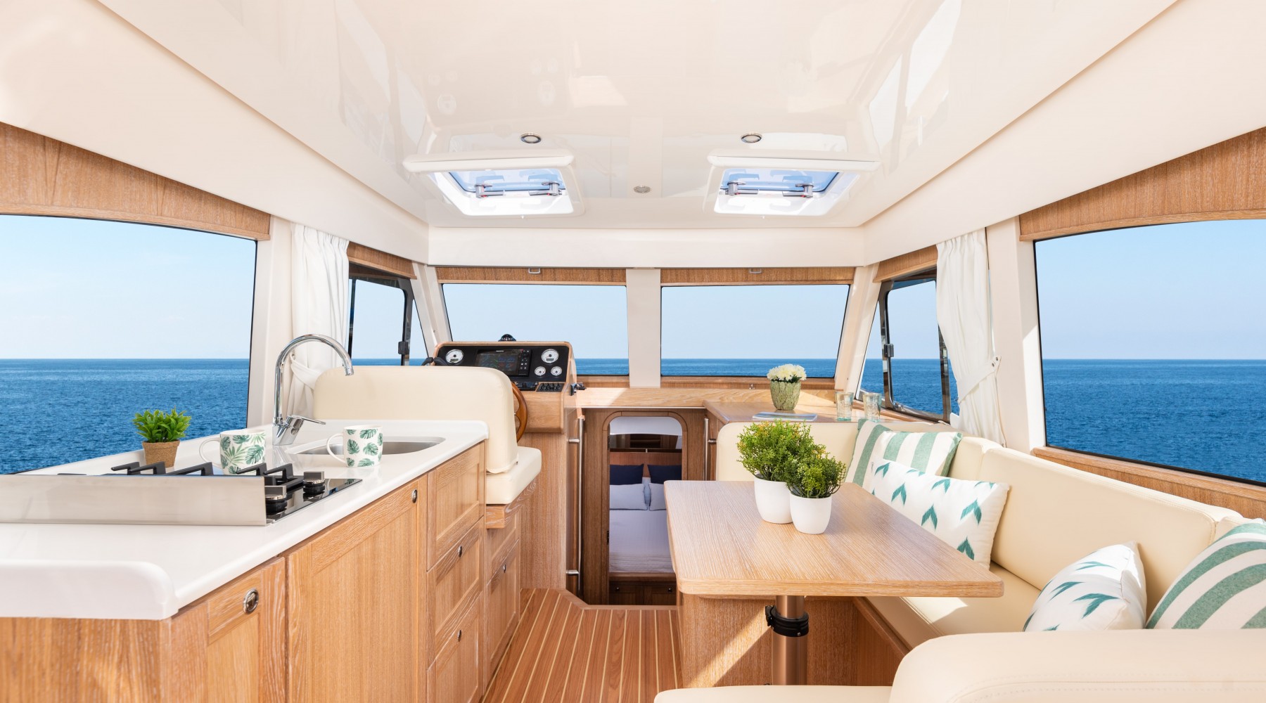 menorquin_34_ht_foto_catalogo_sasga_yachts_menorquin_34_ht_08_interior.jpg
