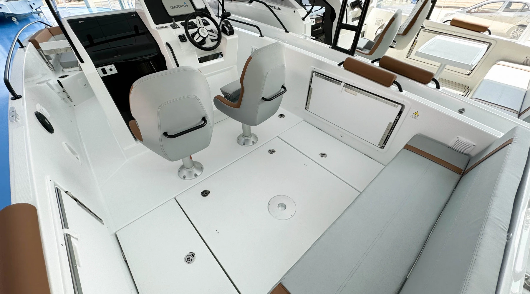 Beneteau Flyer 8 SpaceDeck 3