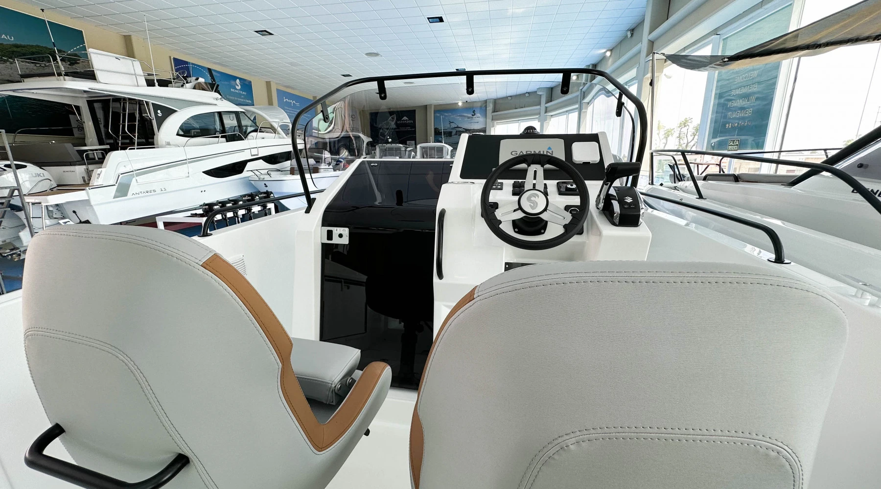 Beneteau Flyer 8 SpaceDeck 4