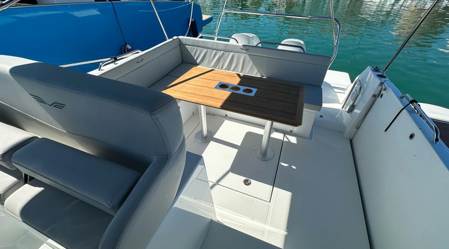 Beneteau Flyer 9 SunDeck MESTRAL 4