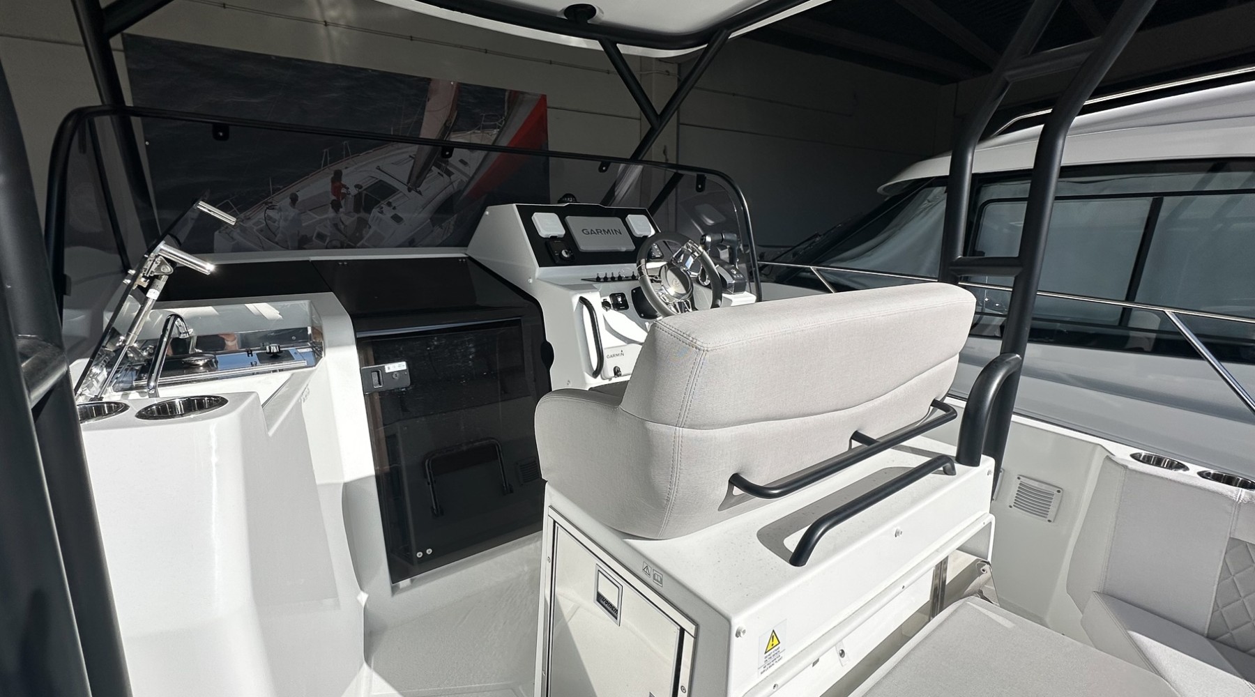 beneteau_flyer_9_sundeck_pilot_edition_bc188636_4.jpg