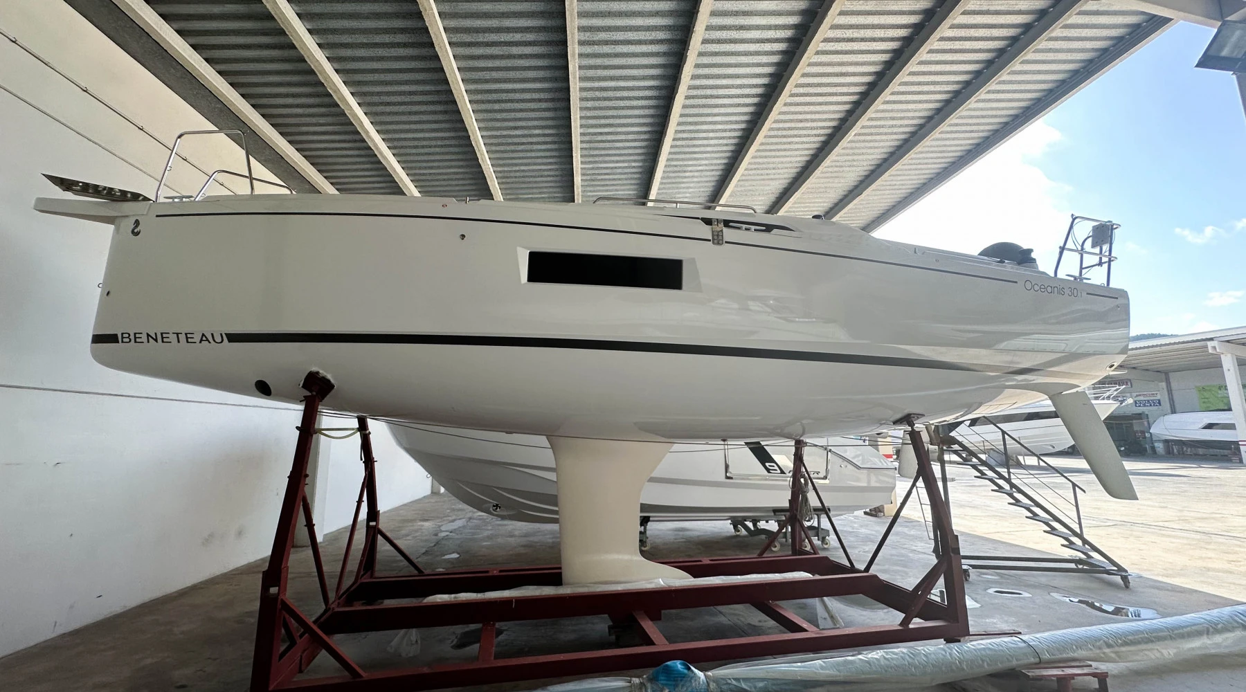 Beneteau Oceanis 30.1 3