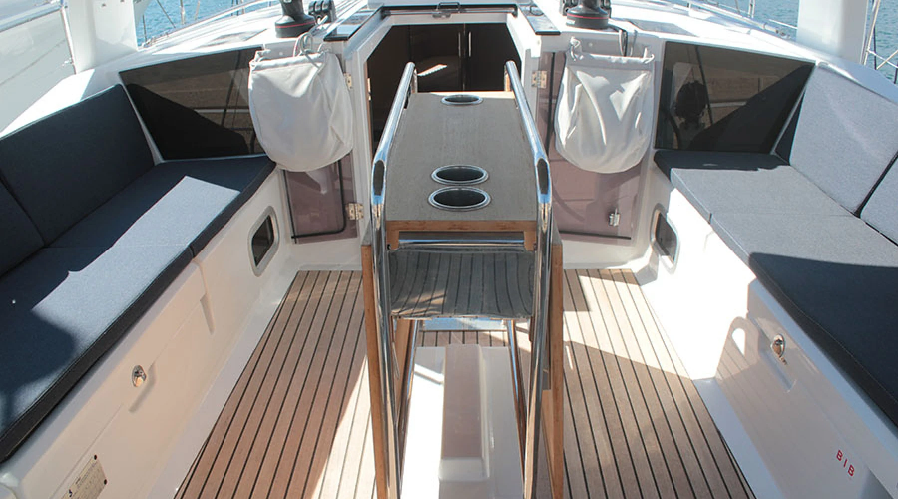 Beneteau Oceanis 41.1 IBIZA 4