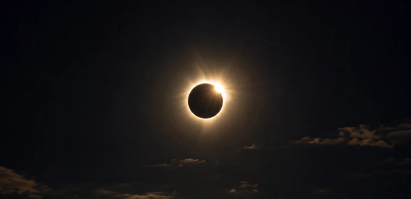 Eclipse solar del 12 de agosto de 2026: cómo verlo desde el mar