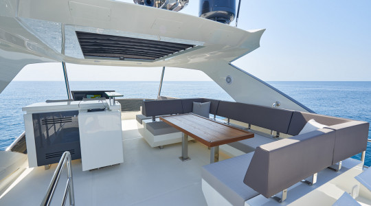66_flybridge_foto_catalogo_astondoa_66_flybridge_12_zona_flybridge.jpg