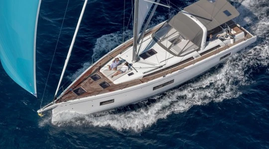 Oceanis Yacht 54