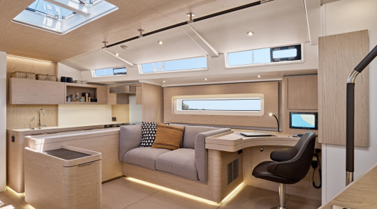 oceanis_yacht_60_beneteau_oceanis_yacht_60_06.JPG