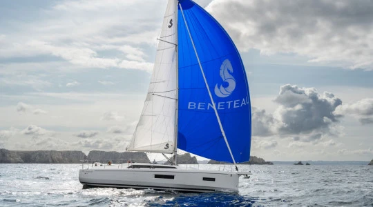 Oceanis 37.1