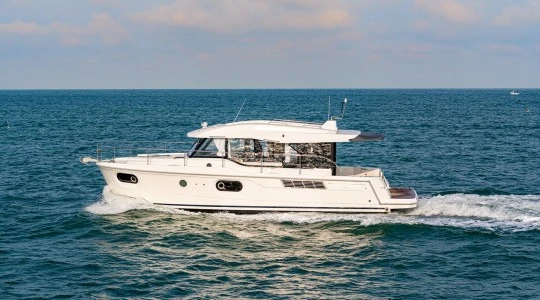Swift Trawler 41 Sedan