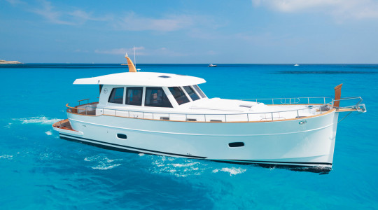 menorquin_55_ht_foto_catalogo_sasga_yachts_menorquin_54_ht_00_lifestyle.jpg