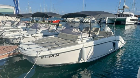 Beneteau Flyer 7 SunDeck GARBÍ