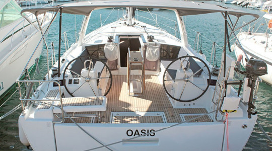 beneteau_oceanis_411_oasis_cc22dcec_5.jpg