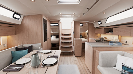 foto_catalogo_beneteau_oceanis_46_1_14_acceso_salon_comedor.JPG